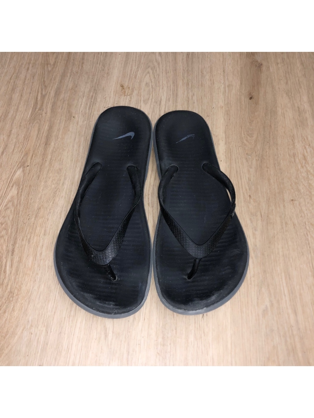NIKE SOLARSOFT THONG 2 FLIP FLOP SANDALS BLACK SILVER GRAY WOMENS SIZE 8